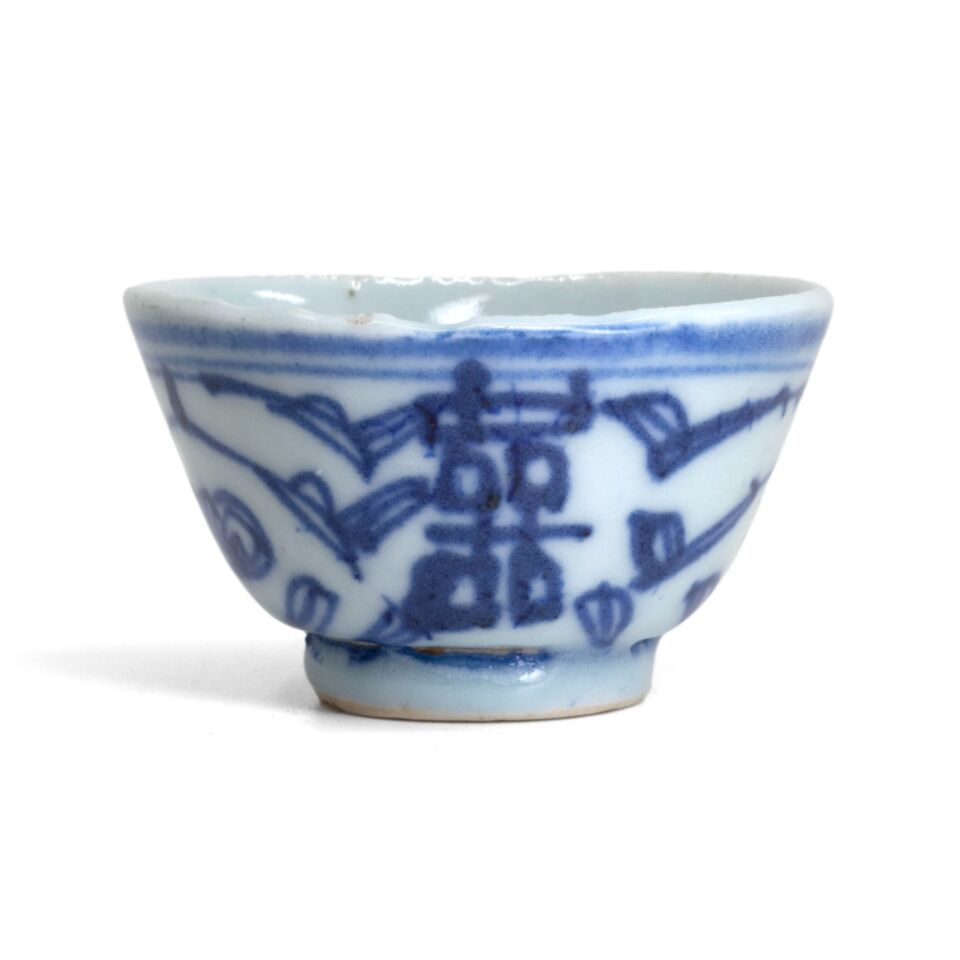 58ml B&W porcelain late Qing teacup