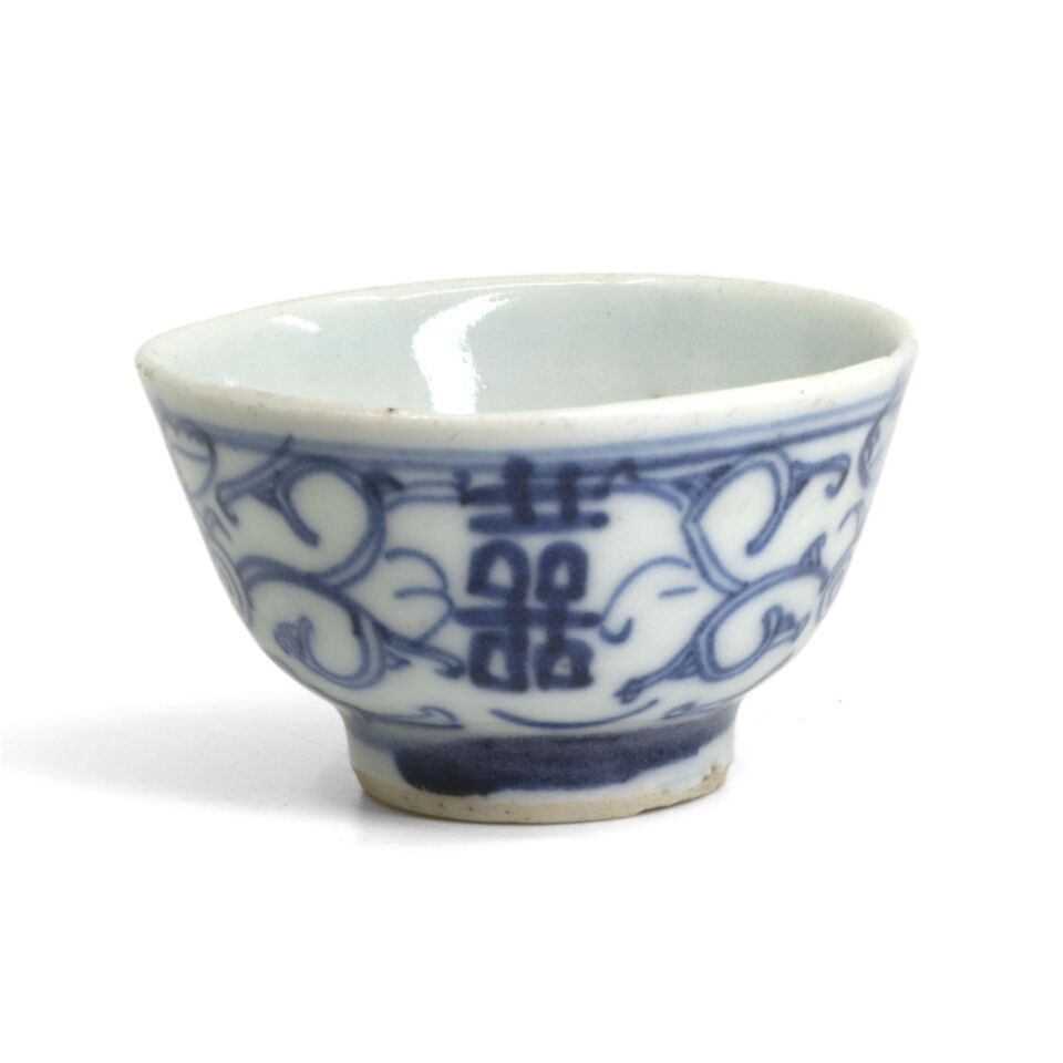 33ml Mid-late Qing, B&W porcelain teacup