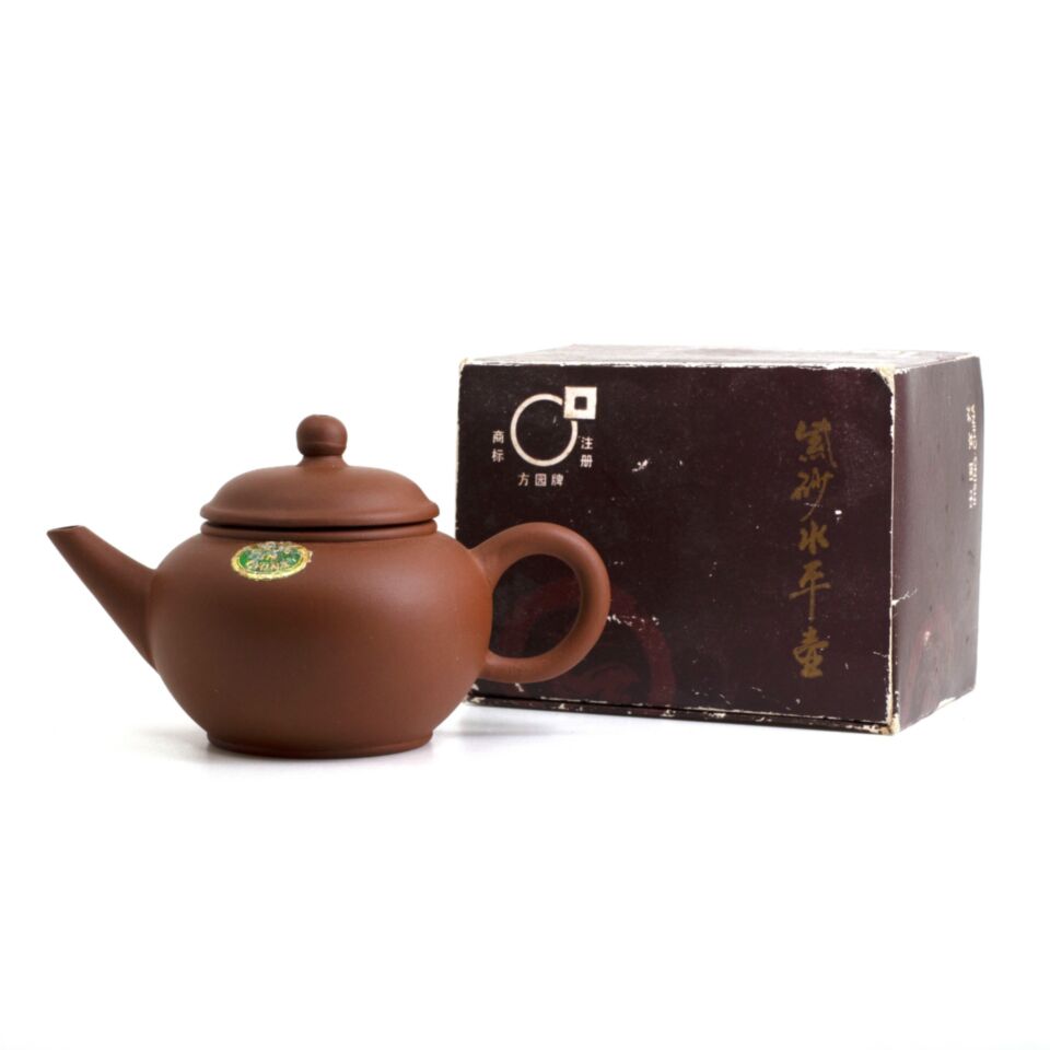 一厂, 宜兴, 紫砂, 茶壶, 紫泥, 水平壶, 80年代, 4杯, 绿标, 请饮, 请饮中国乌龙茶
